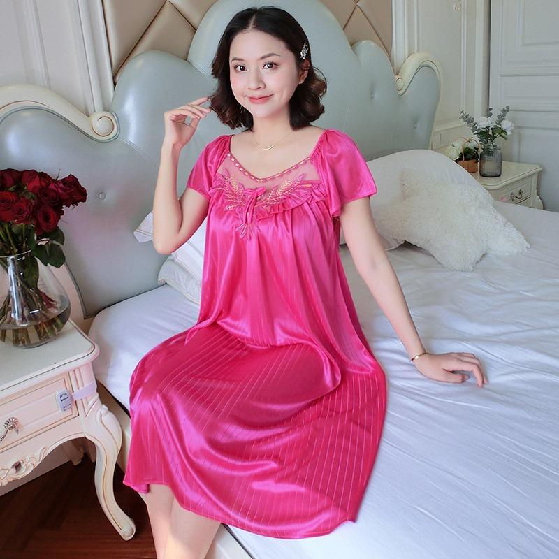 Camiciola da notte da donna in seta ghiacciata Abito da notte lunghezza media manica corta Camicia da notte Sexy intimo da notte Abbigliamento per la casa Abbigliamento da salotto Pigiama Femme