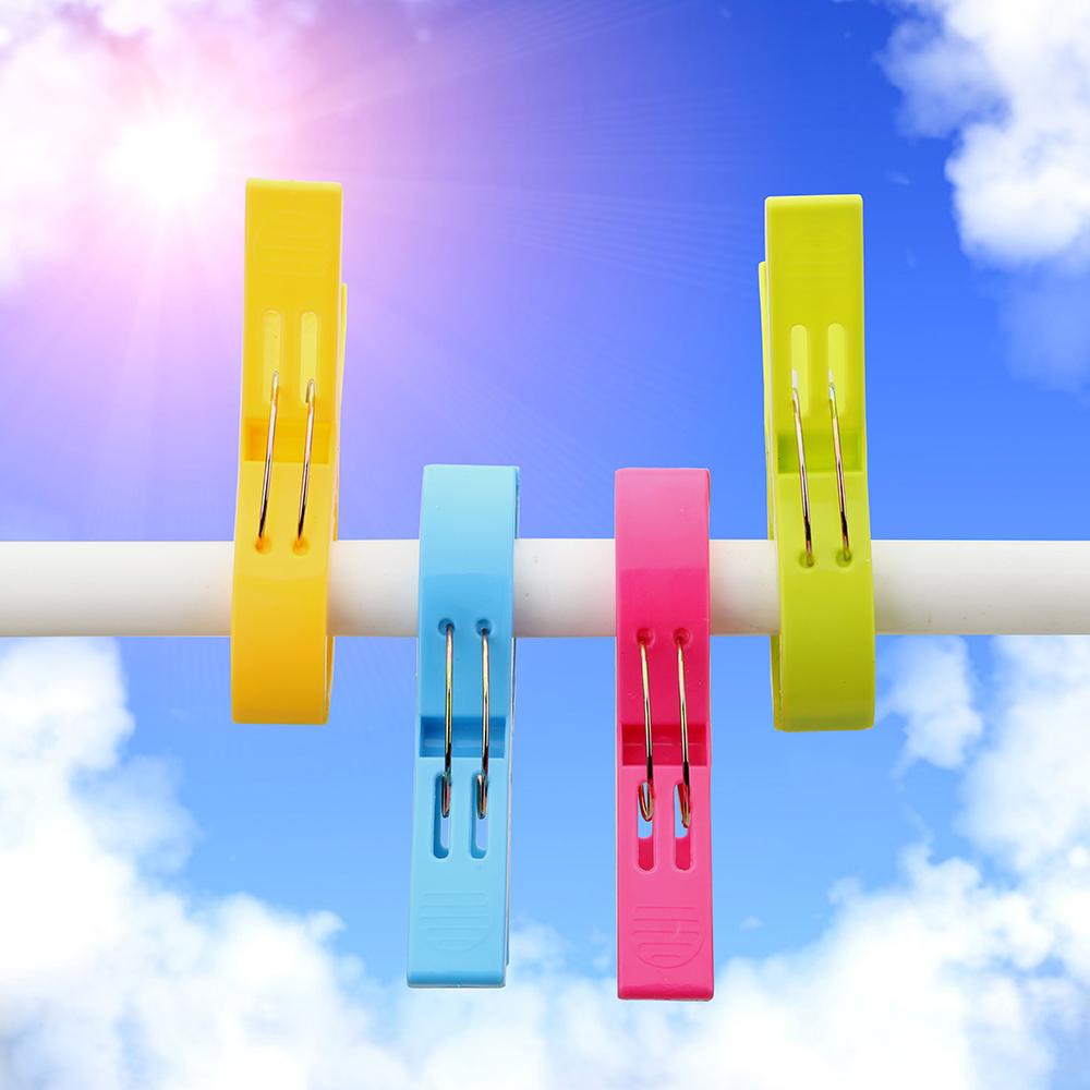 4 Pcs Beach Towel Clips – Large Plastic Clips To Keep Towels From Blowing Away (Dolphin, Flamingo, Sunglasses Designs)