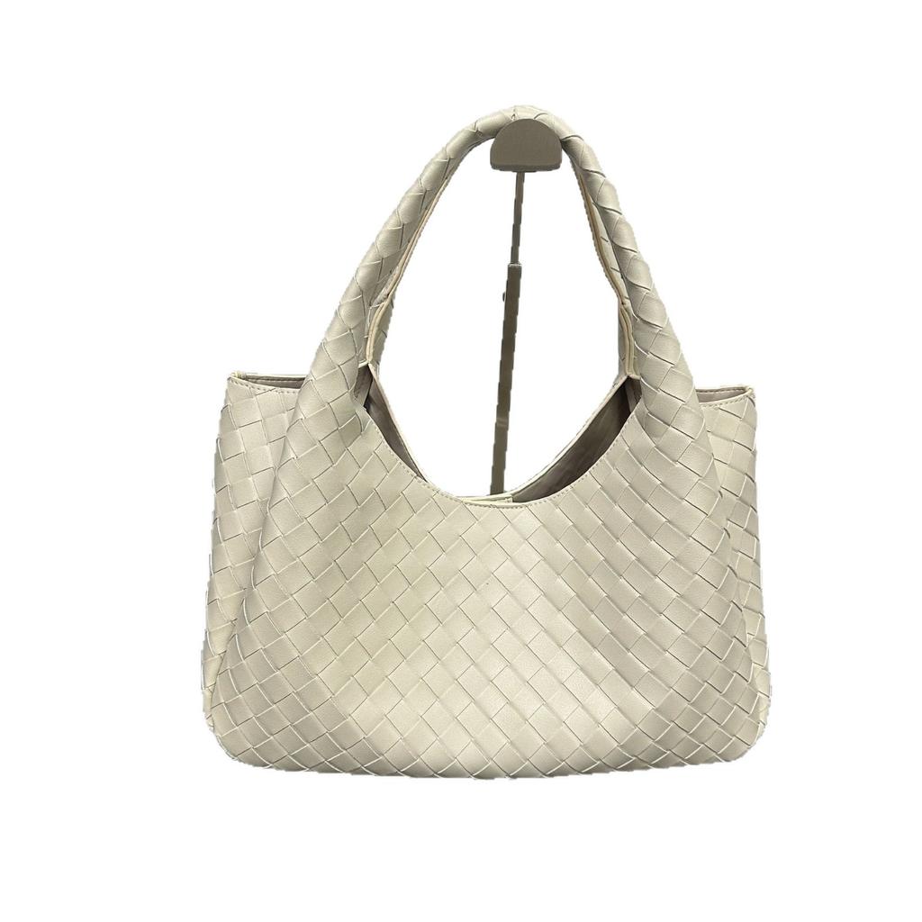 Hand-woven European and American Retro Texture Versatile Handbag Large Capacity Leisure Commuting Fashion Simple Tote Bag