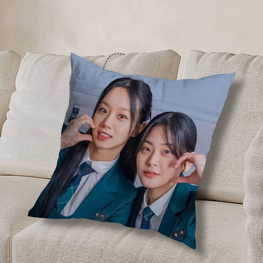 L-Lee Hyeri C-Chung Subin-ES Pillow Case Pillow Case Living Room Sofa Cushion Cover Suitable For Home Bedroom Room Decoration