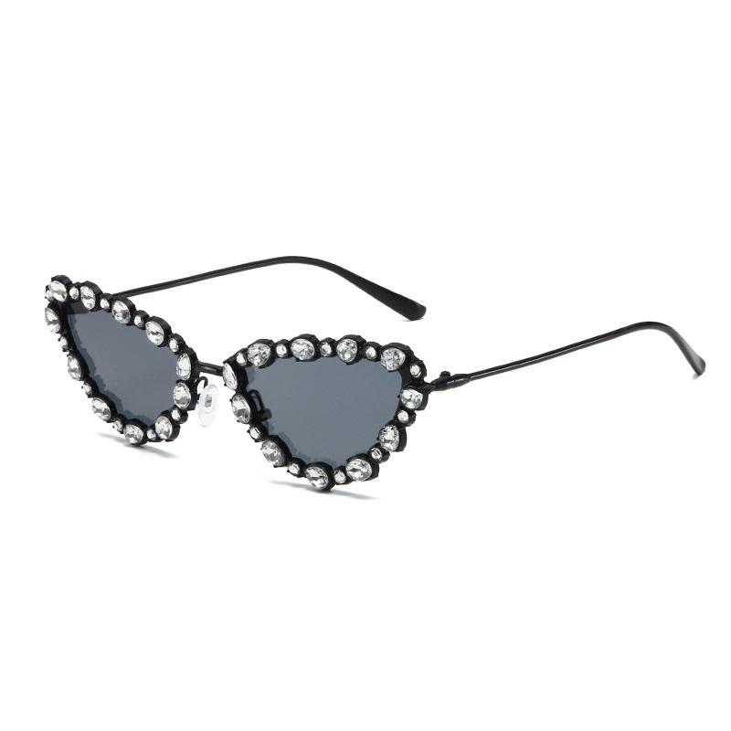 Diamond Cat Eye Sun Glasses Glasses Ladies Vintage Crystal Sun Eyeglasses for Men Shades Classic Luxury Female Oculos UV400