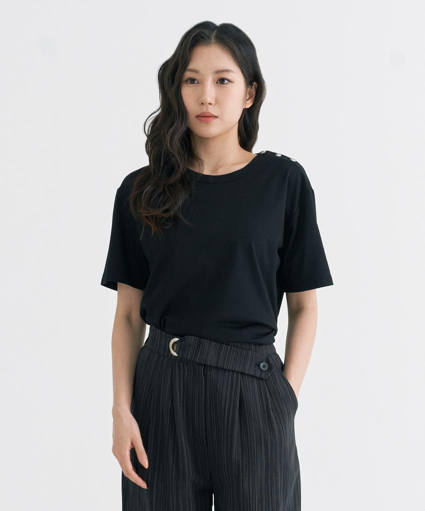 Peulleio Button T-Shirt _ Black