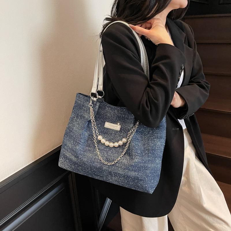 Large-capacity Commuter Bag Women's Summer New Fashion Versatile Shoulder Bag Niche Chain Tote Bag