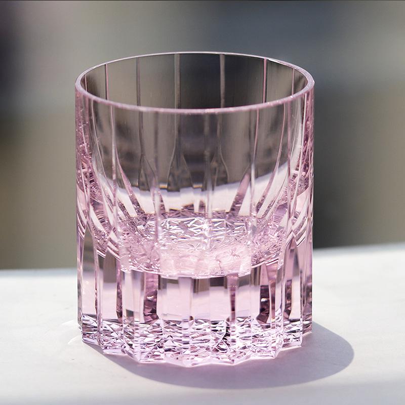 Handcarvat K9-kristallwhiskyglas - Lyxig Edo Kiriko Stjärnburst Design