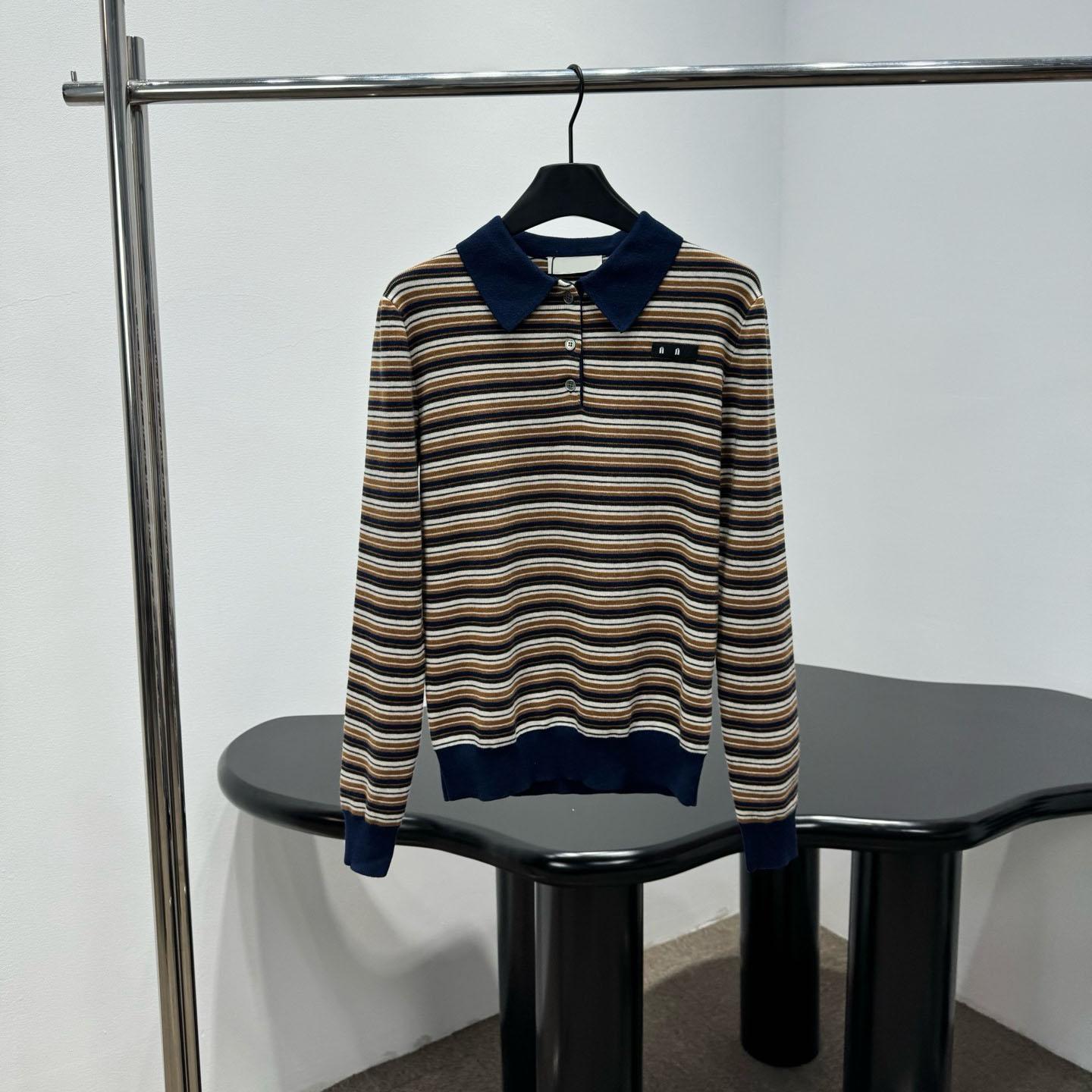 26 early spring new products, age-reducing college style, elastic version, button opening and closing, retro striped wool polo sweater S