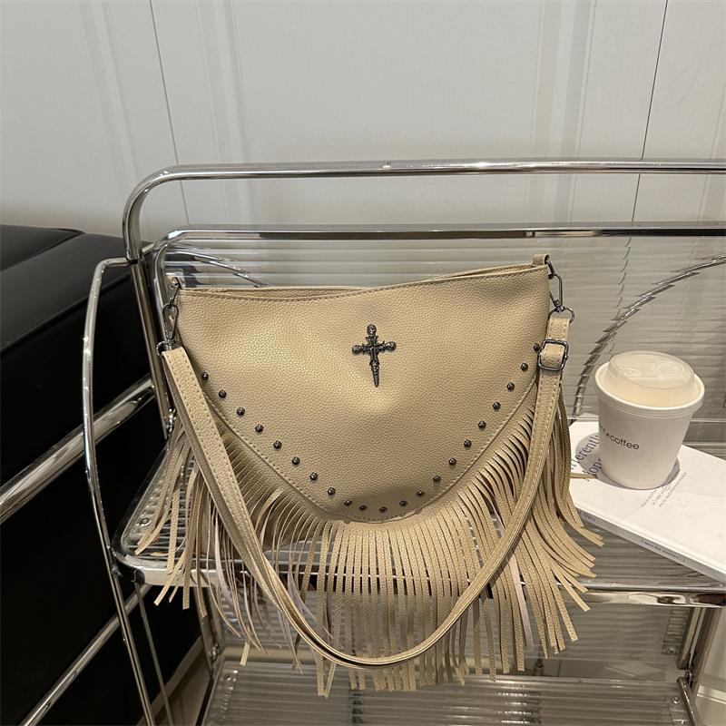 2505 spring and summer season new fashion rivet soft leather trendy casual rivet fringed bag single shoulder oblique span bag women's bag