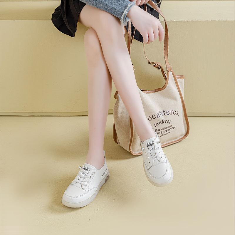 2025 Summer New Leather Little White Shoes Women's Breathable Casual Board Shoes Soft Sole Not Tired Feet Versatile Single Shoes One Pedal