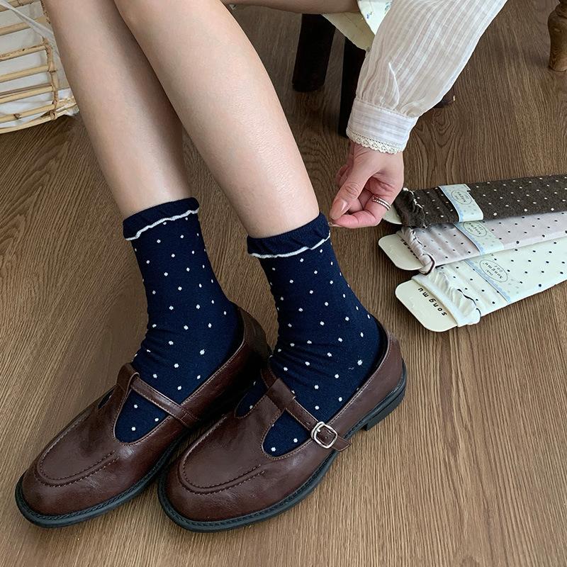 Female Spring and Autumn All Kinds of Sweet Lace Polka Dot Flanging Boneless Tube Pile Socks
