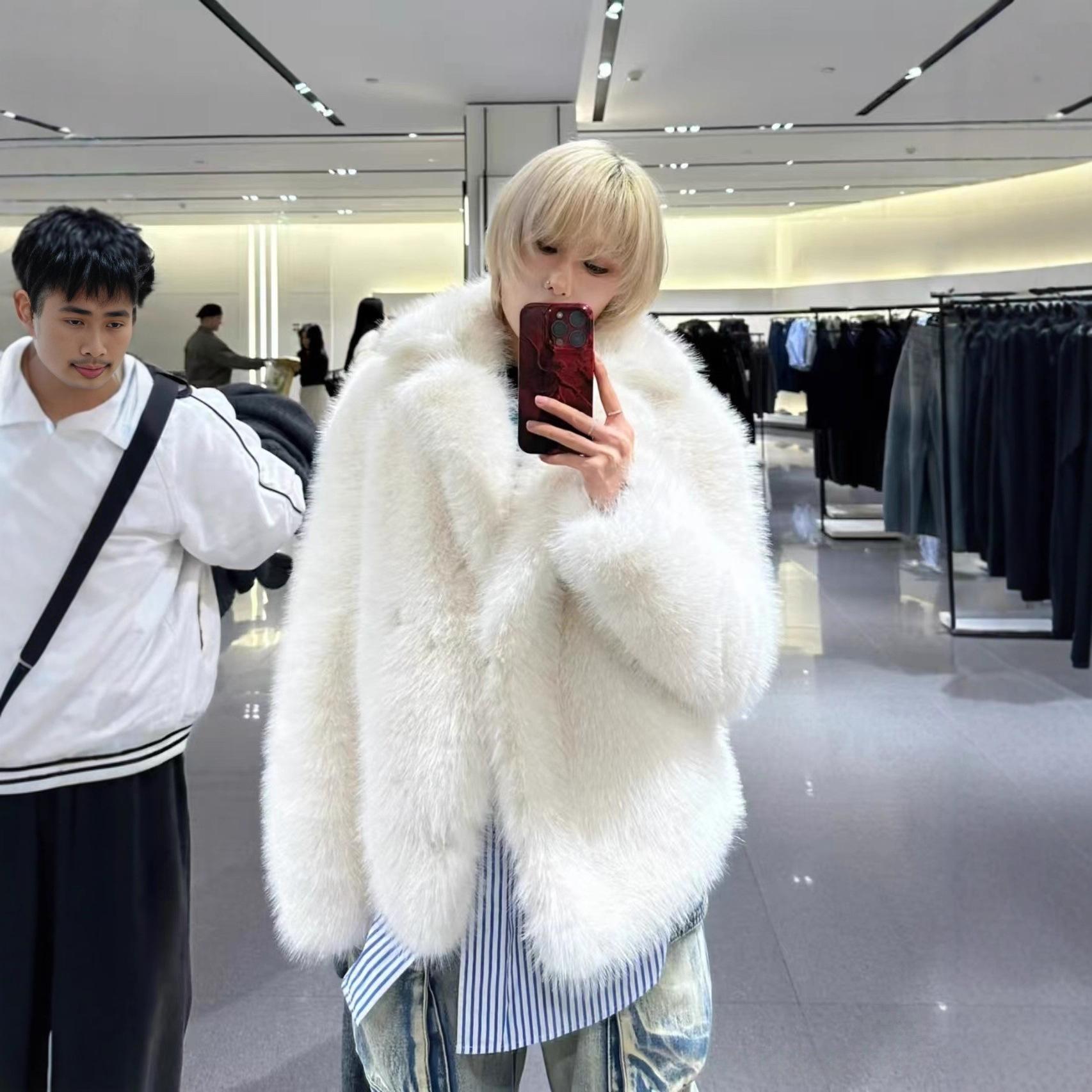 

Модная молодежная экологичная норковая плюшевая куртка с костюмным воротником, короткое зимнее пальто S