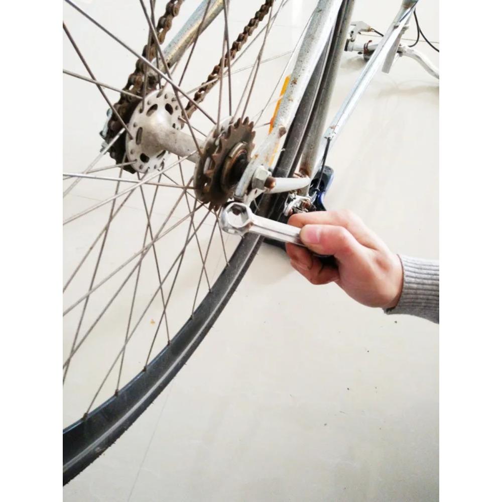 Versatile Multi-Purpose Repair Tool for Common Household and Bicycle Repairs