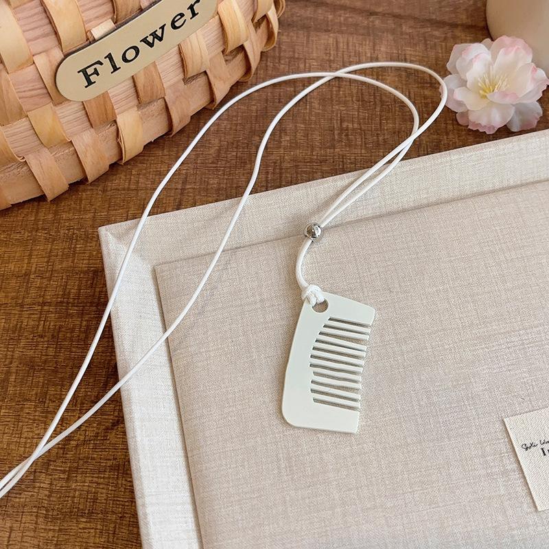 

Металлическая краска-спрей квадратная расческа кулон ожерелье нишевый темперамент мода универсальный высокий смысл изысканное милое ожерелье женщины