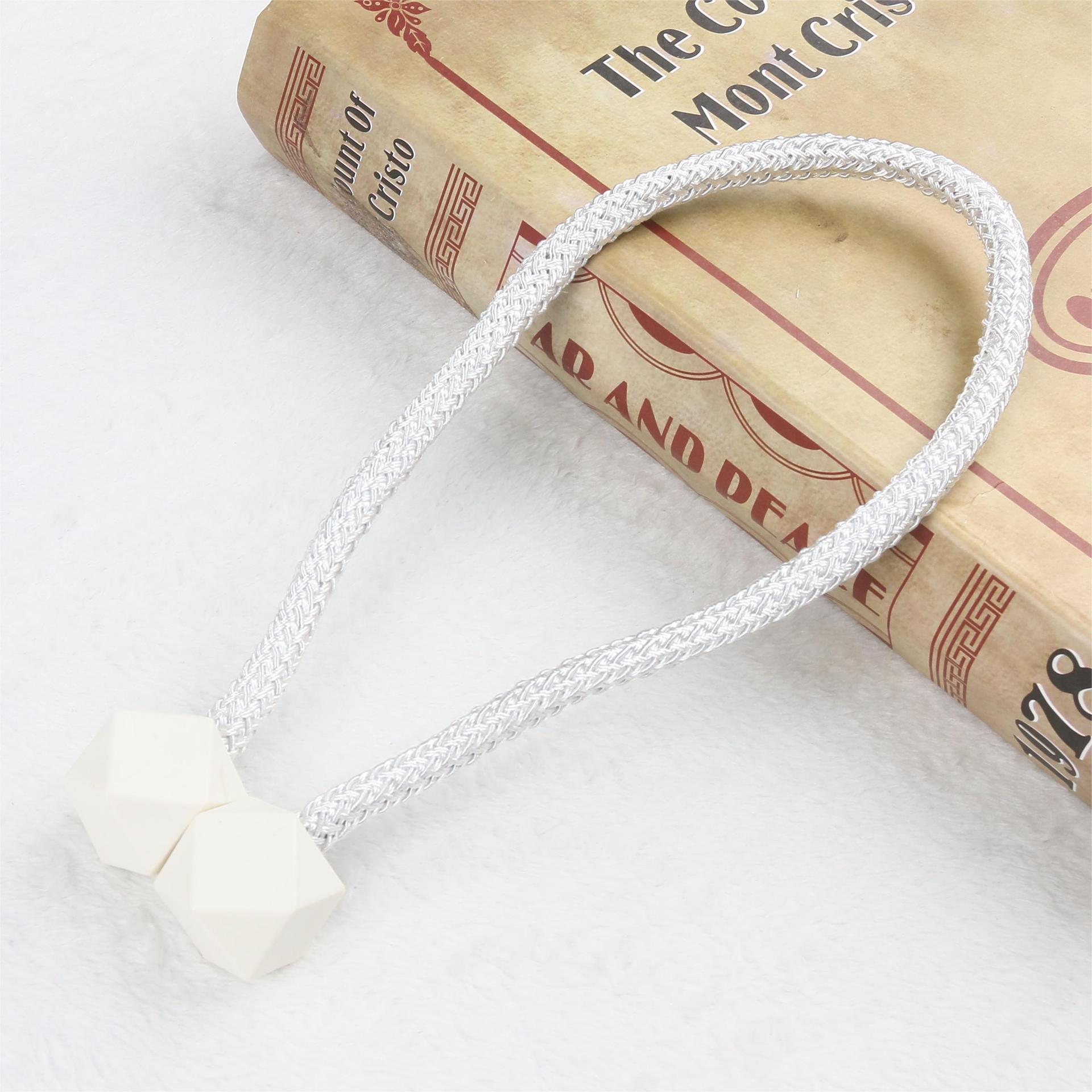 

Современные магнитные подхваты для штор Декоративные держатели Легко устанавливаемые самоклеящиеся держатели для штор 50cm белый