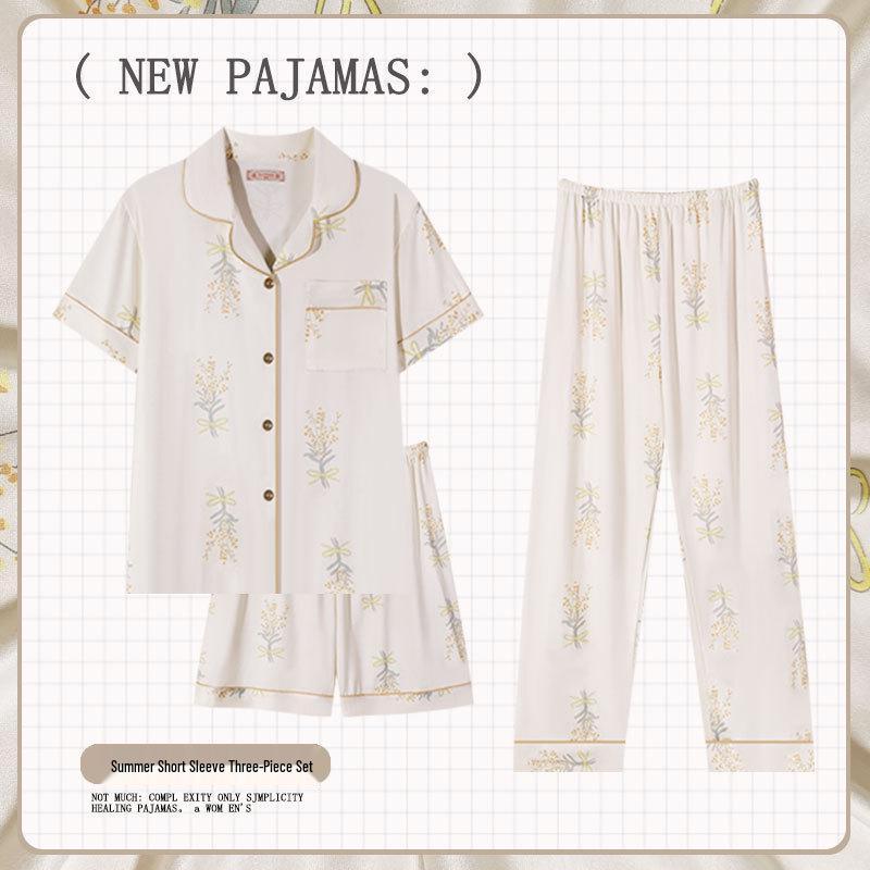 Pastoral Women's Pajama Set: Soft, Cute Rabbit Design, Short-Sleeve, Casual Three-Piece Loungewear.