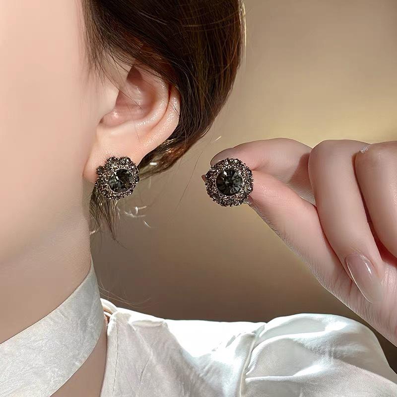 Women s French Inlaid Crystal Blue Zirconia Flower Stud Earrings - Trendy, Exquisite Ear Jewelry