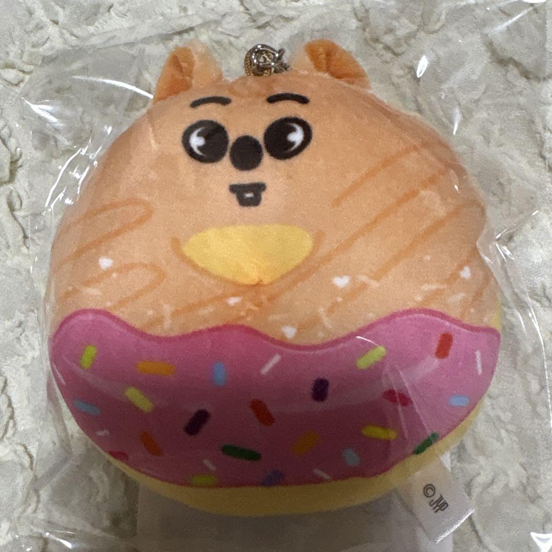 

[USED] Stray Kids Donut Charm Hank Okka