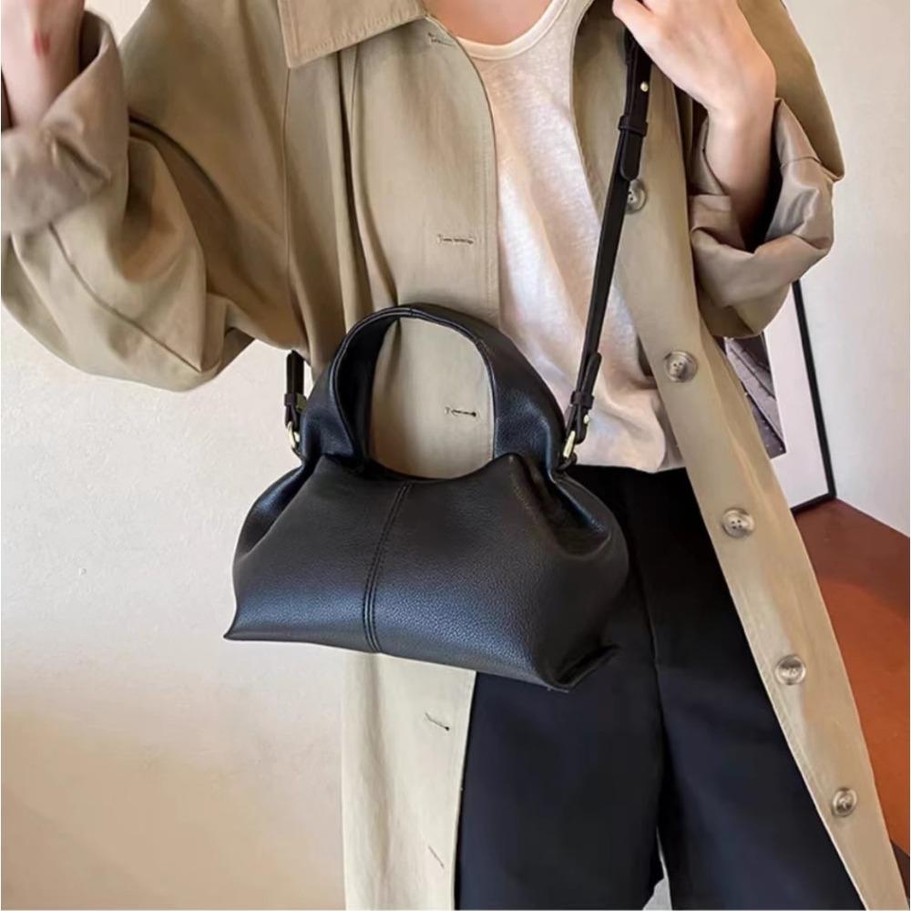 

French Niche Portable Cloud Bag Women s 2026 Autumn New Versatile Lunch Box Bag High-end Shoulder Messenger Bag 25*12*13 чёрный