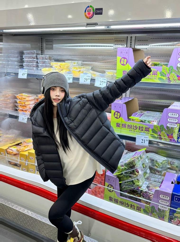 Women's light down cotton clothes, winter new fashion casual hooded ribs cotton clothes jacket