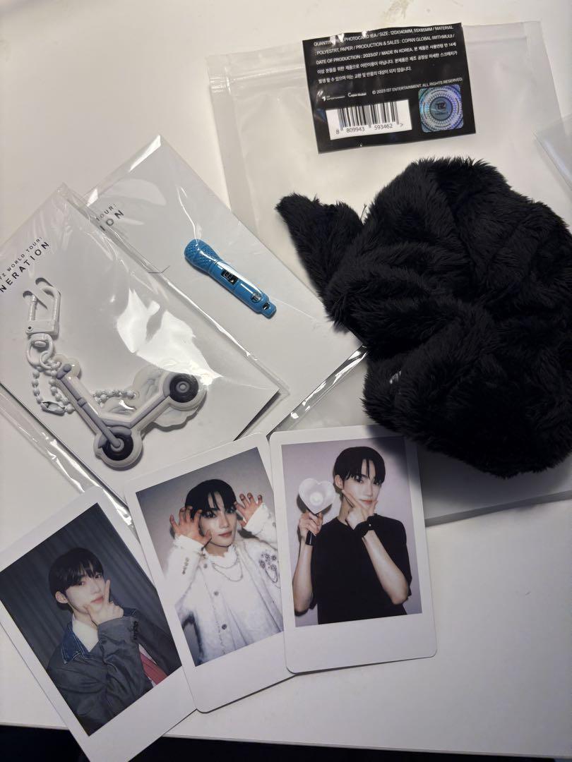 

[USED] Price reduced THE BOYZ ZENERATION Korean MD NEW