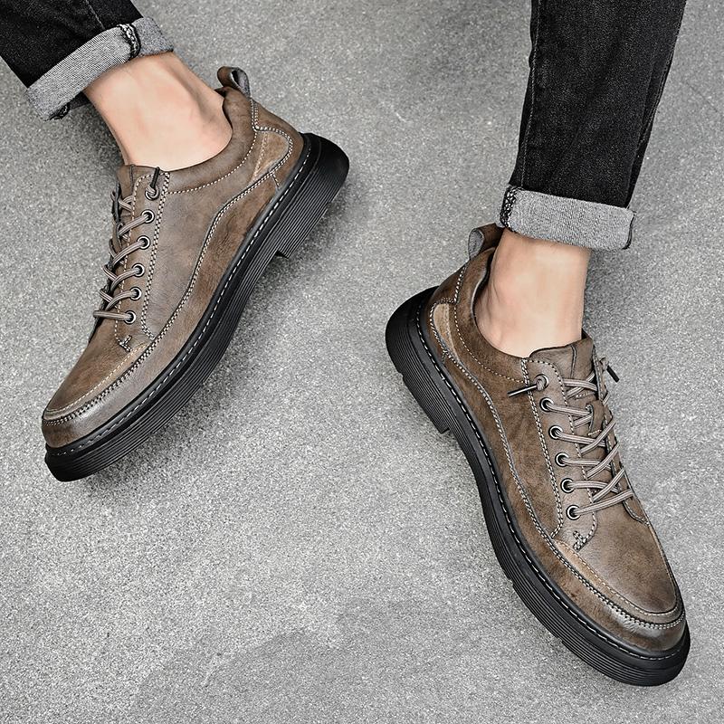 Sapatos masculinos de grife italiana, sapatos casuais de negócios, sapatos masculinos formais britânicos, sapatos de trabalho à prova d'água de alta qualidade para áreas externas