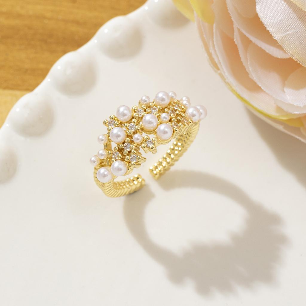 Fashion Design, Pearl Open Ring, Women's Light Luxury, Elegant and High-end Temperament, Full of Diamonds, Zircon Ring.