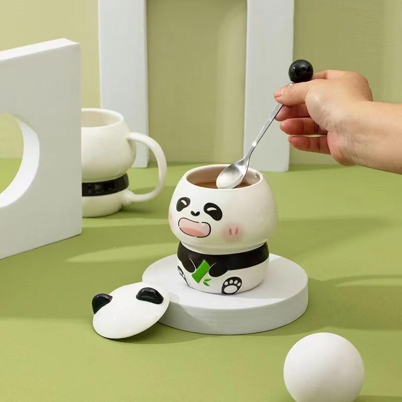 Geprägter Panda Keramikbecher mit Deckel und Löffel