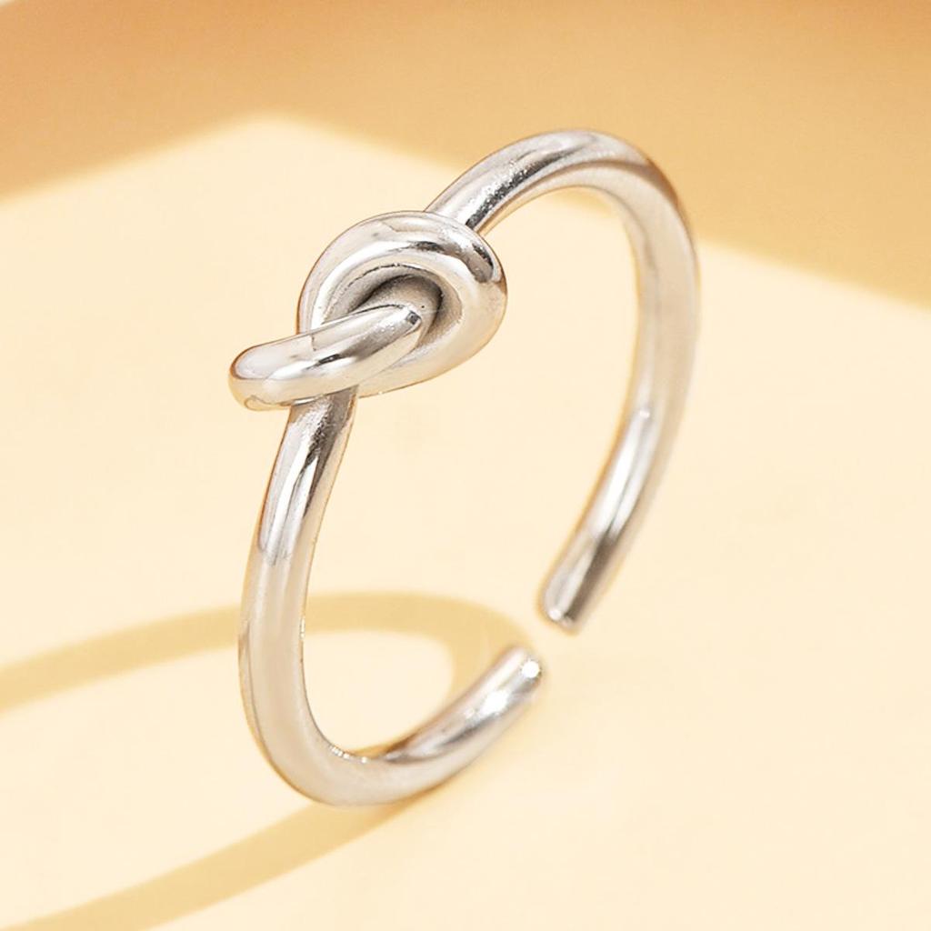 Minimalist Knotted Rope Stainless Steel Ring - 18K Gold Plated