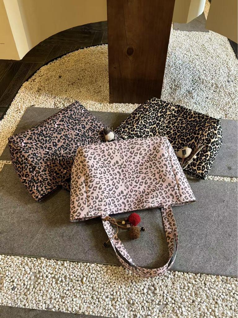 Leopard Print Large Capacity Women's Tote Bag - Autumn/Winter 2025 Fashion Shoulder Handbag