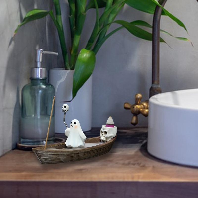 Halloween Ghost Resin Cone Backflow Incense Burner Smoke Fountain Diffuser, Ghost Ship Ornament for Aromatherapy/Yoga/Home Decor