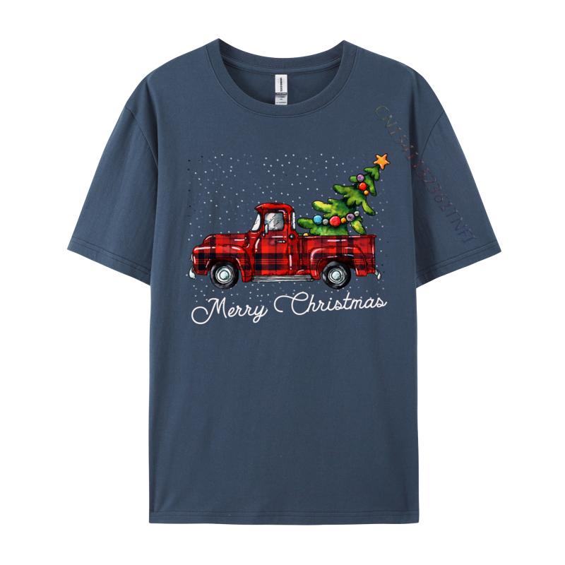 Crafty Merry Christmas Tree On Red Plaid Pickup T-Shirt Men Round-Neck Camisas Casual Tshirt Soft Cotton Fit Tee