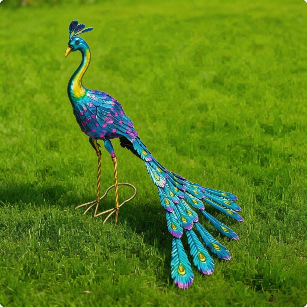Metal Peacock Statue Weather-Resistant Avian Garden Sculpture