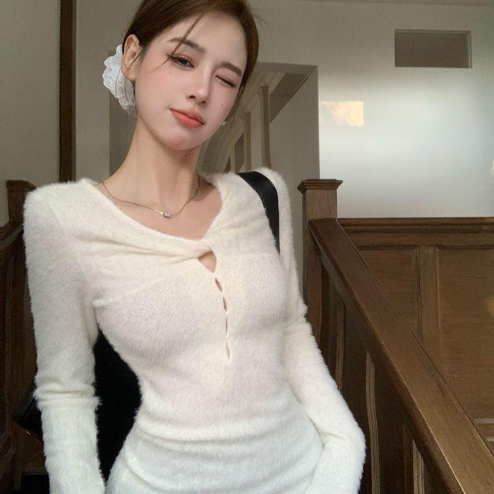 

Женская приталенная футболка с длинным рукавом, V-образным вырезом, вырезом-твистом из мягкой марли для осени/зимы S белый