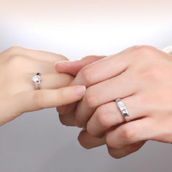 Fashionable Geometric Design Adjustable Couple Rings With Platinum Finish
