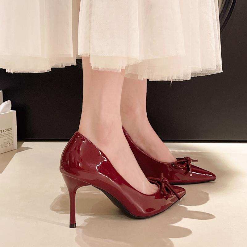 Fashion Sweet Bowknot Decoration Patent Leather Slip On Pumps Women 2025 Autumn Pointed Toe High Heel Pumps Fashion Party Dress Shoes