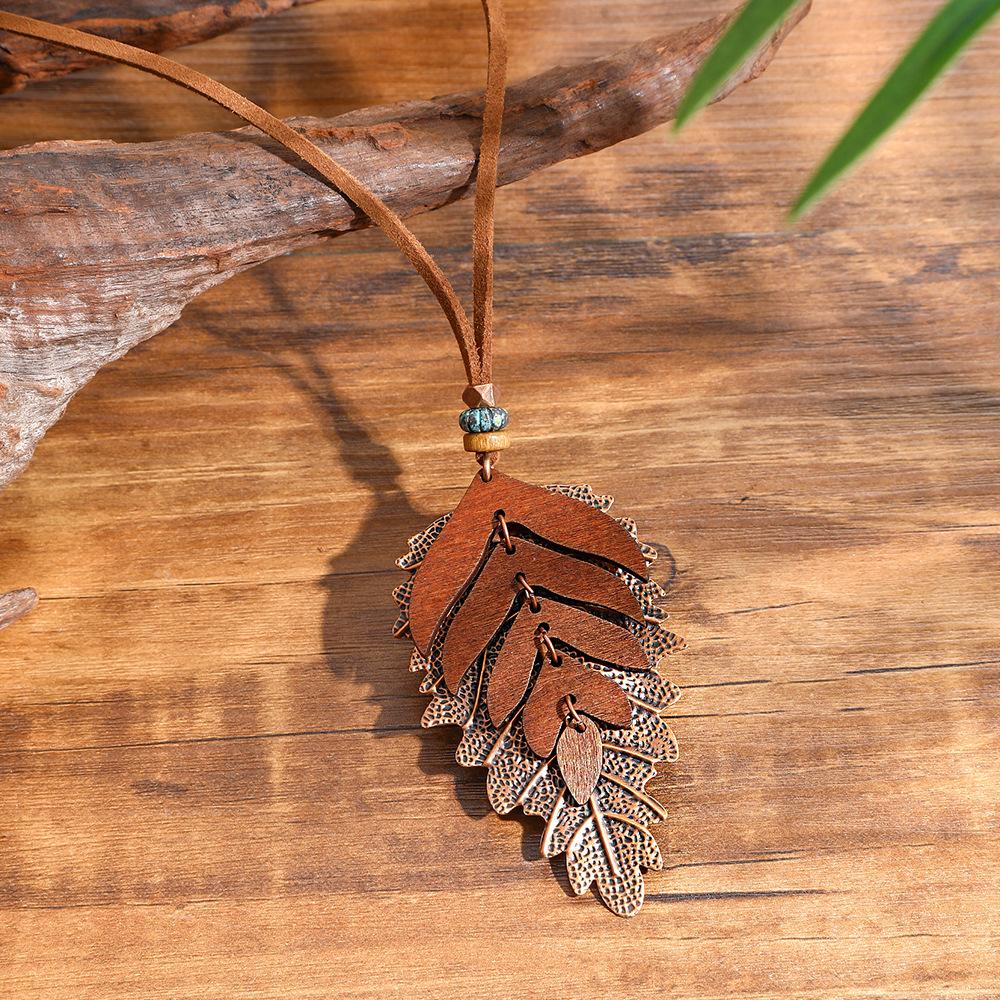 Elegant Turquoise Shell Pendant Women Fashion Brown Pendent Necklaces Boho Long Neckalce  Jewelry