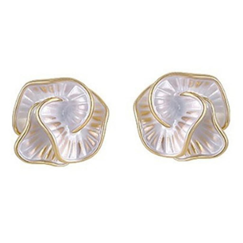 Delicate Camellia Flower Shaped Earrings for Women Elegant Alloy Floral Ear Studs Lightweight Ear Accessory for Ladies