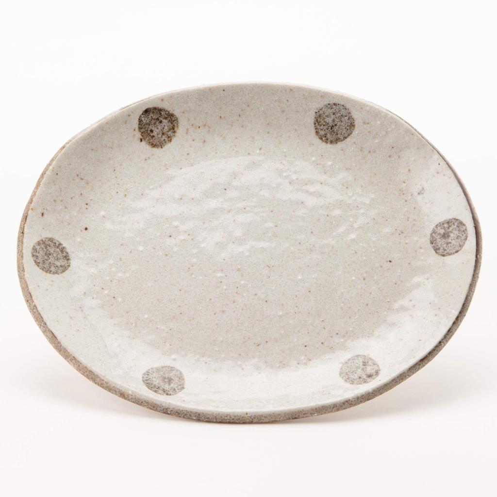 Mino Ware Polka Dot White Karatsu Oval Plate K52025