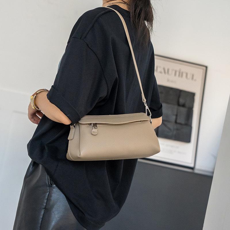 First layer cowhide shoulder bag retro classic simple fashion shell bag going out versatile messenger bag handbag