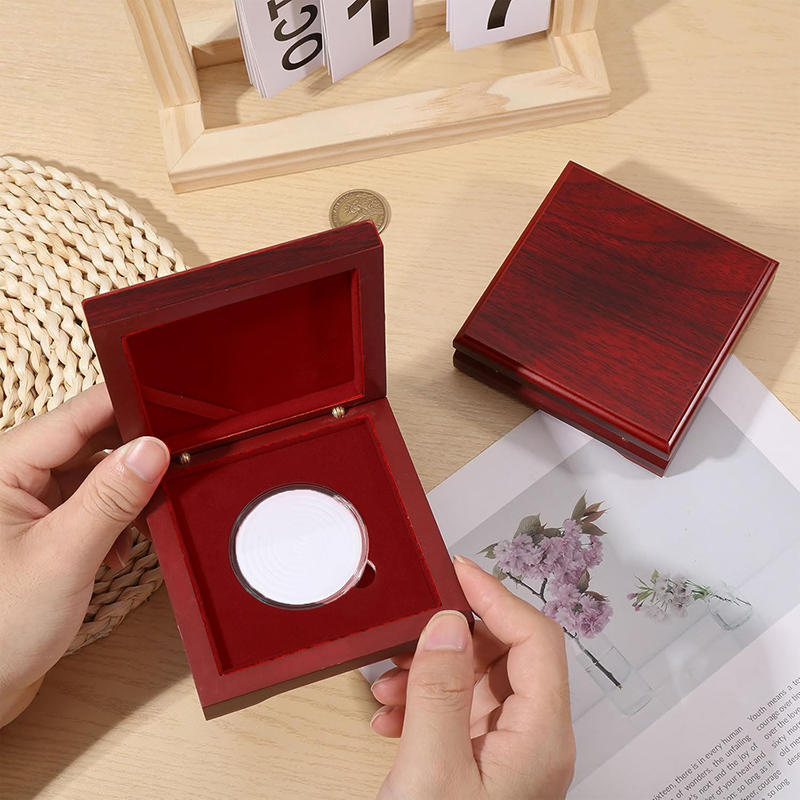Kompaktowy Medal Pamiątkowy Drewniane Pudełko do Przechowywania z Wykończeniem Palisandrowym Vintage Prezentacyjne Pudełko na Monetę Wyzwań