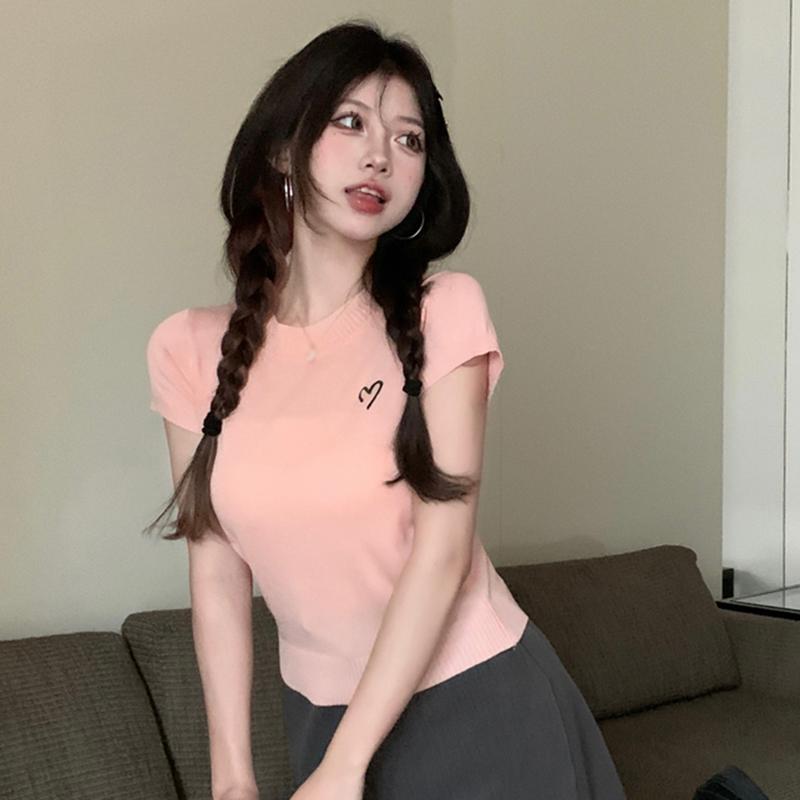 

Летняя полуводолазка с вышивкой Love, женская футболка, милые повседневные тонкие трикотажные топы с короткими рукавами One Size