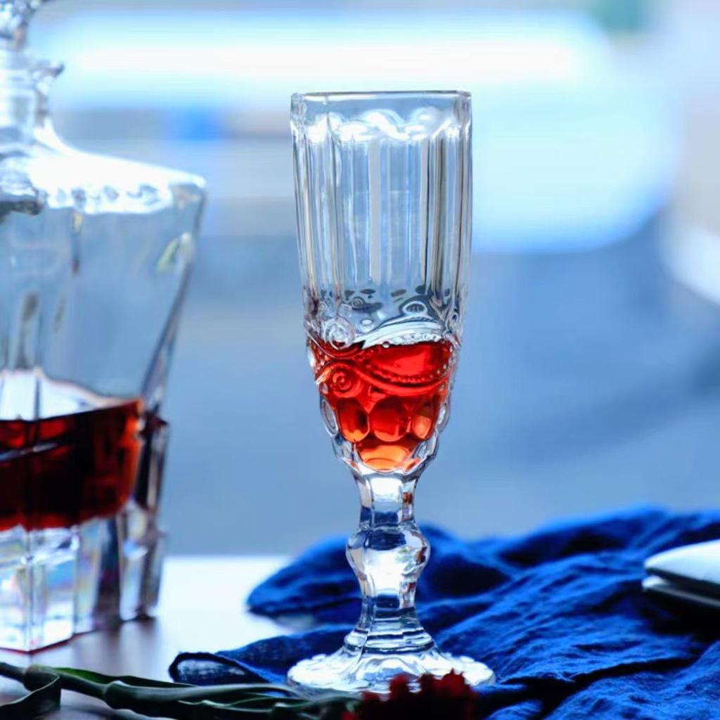 Vintage Tall-Stemmed Champagne and Wine Glasses, Embossed Thickened Juice Cups, Retro Cocktail Style