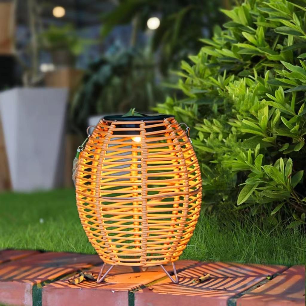 Solar Lamps Handmade Rattan Lanterns Creative Rattan Decoration Waterproof and Rust-proof Courtyard Garden Outdoor Lighting