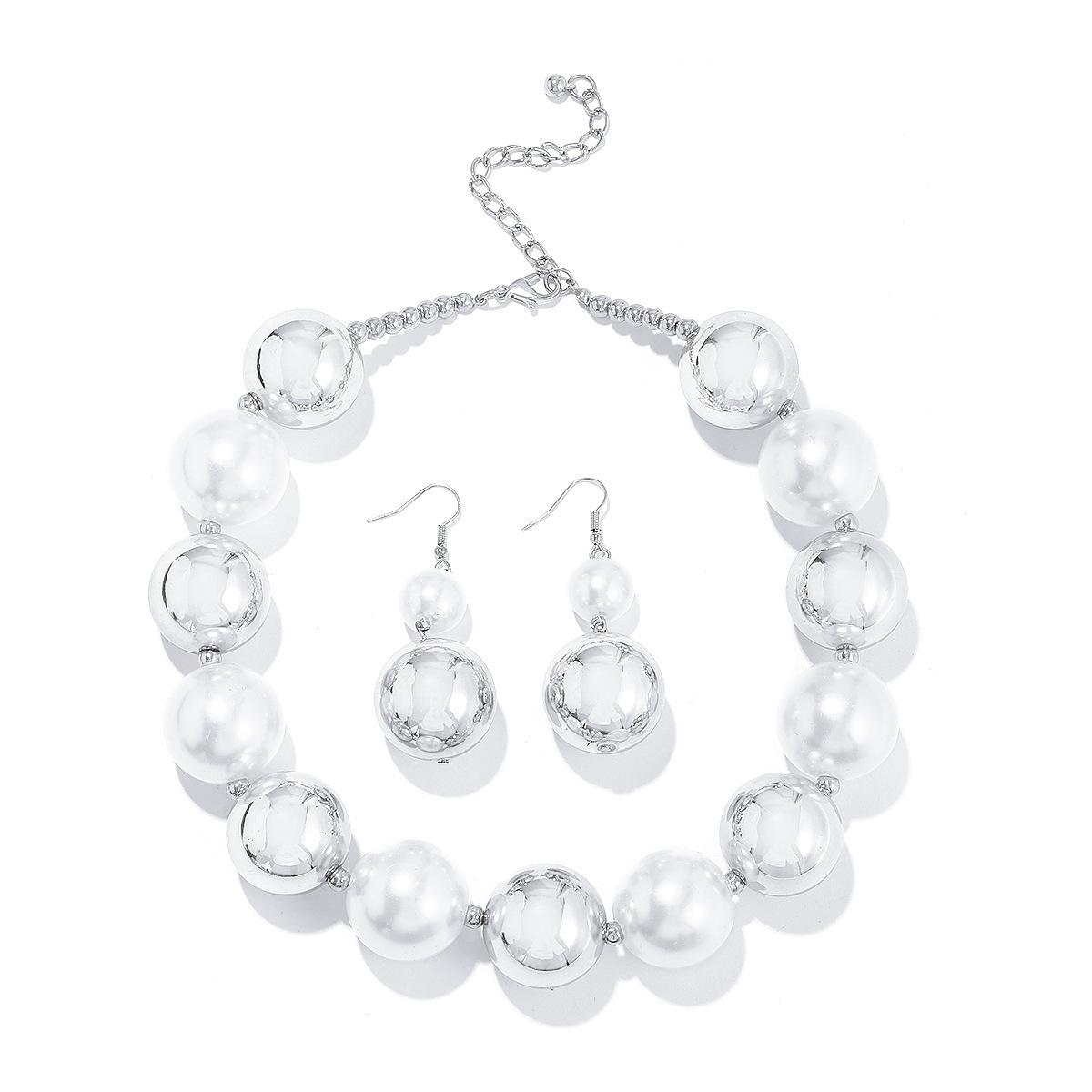 

Mixed color pearl high-end necklace, court style retro light luxury temperament earrings set for women