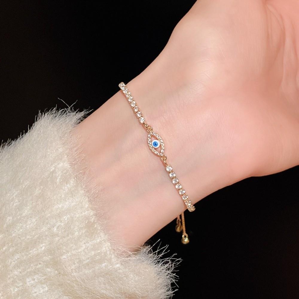 Luxury Vintage Rhinestone Devil's Eye Bangle Shiny Banquet Clothes Jewelry  Valentine's Day Gift