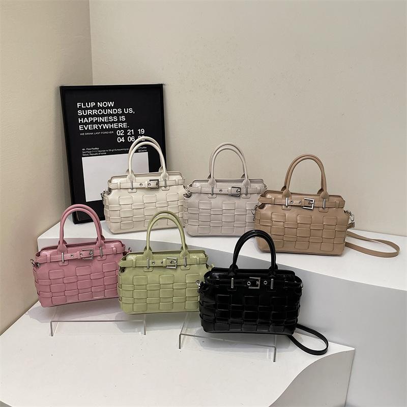 Women bags women's bags 2025 new Korean version fashion handbag large capacity shoulder woven tote bag