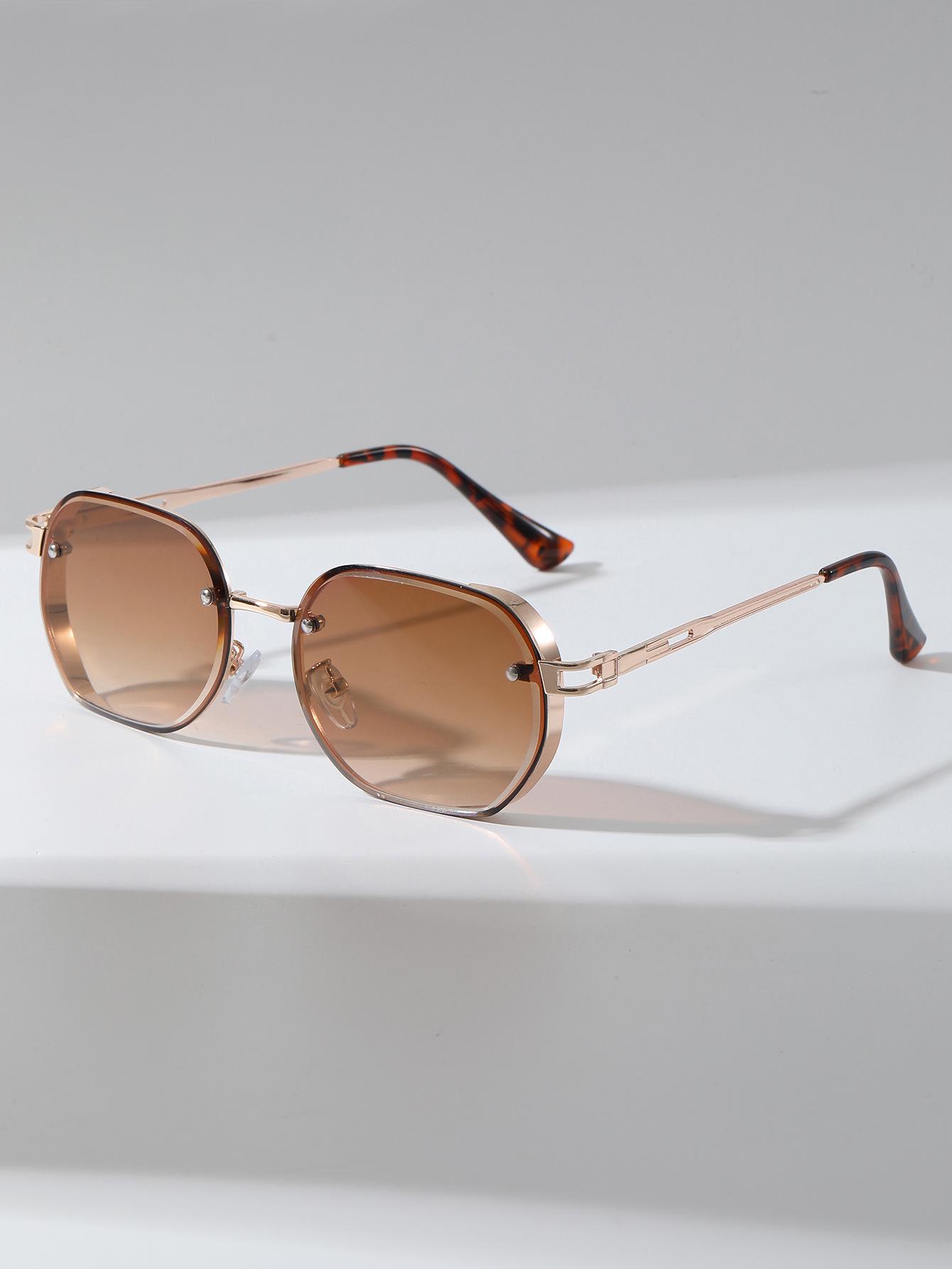 Trendy Women s Metal Sunglasses: New Internet Celebrity Style with Sun Protection