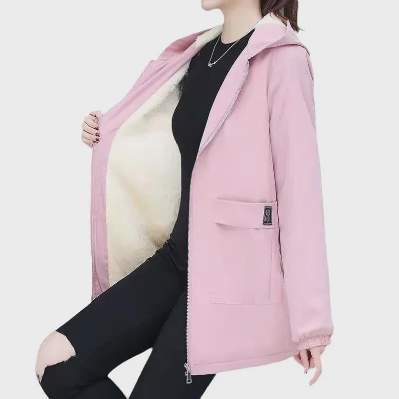 Dámská středně dlouhá bavlněná větrovka větší velikosti se sametovou podšívkou – podzimní/zimní módní tlustý kabát (300 Jin)