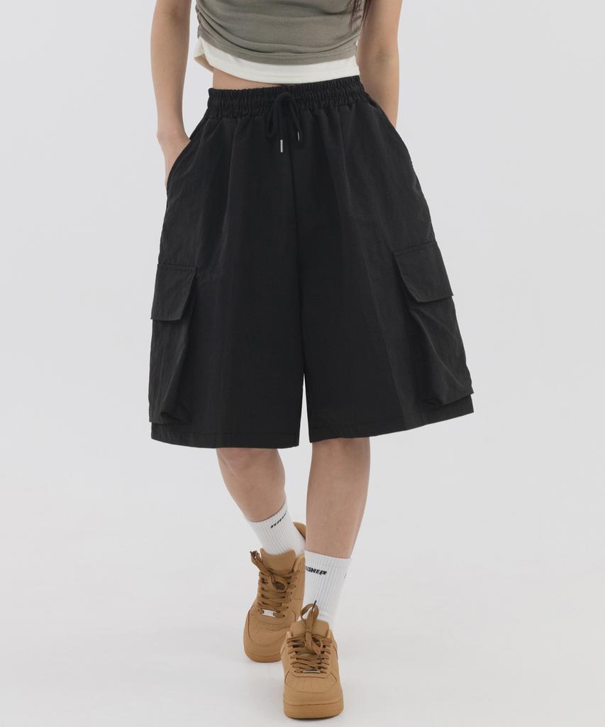 PIANER 3D Pocket Nylon Bermuda Shorts (Black)