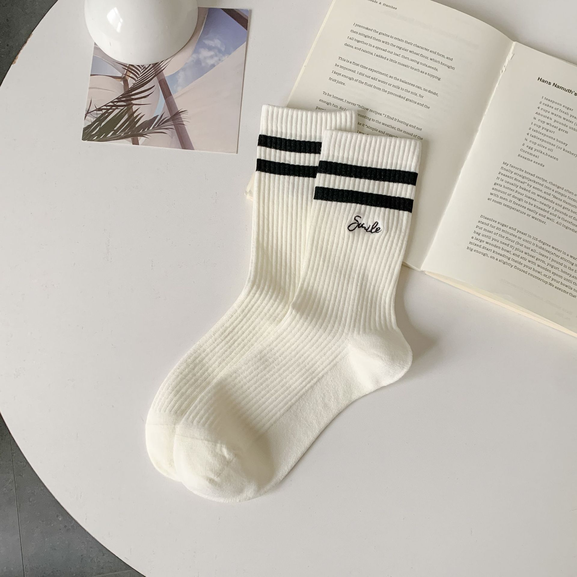 

Tide Socks Waffle Checkerboard Bubble Pattern Heel Love Label Streamer Xiaohongshu Pure Cotton Medium Tube Socks One size fits all чорний