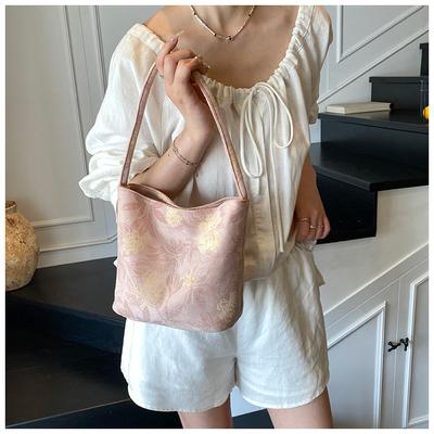 Popular Small Bag Women 2025 New Fashion Bucket Bag Simple Armpit Bag