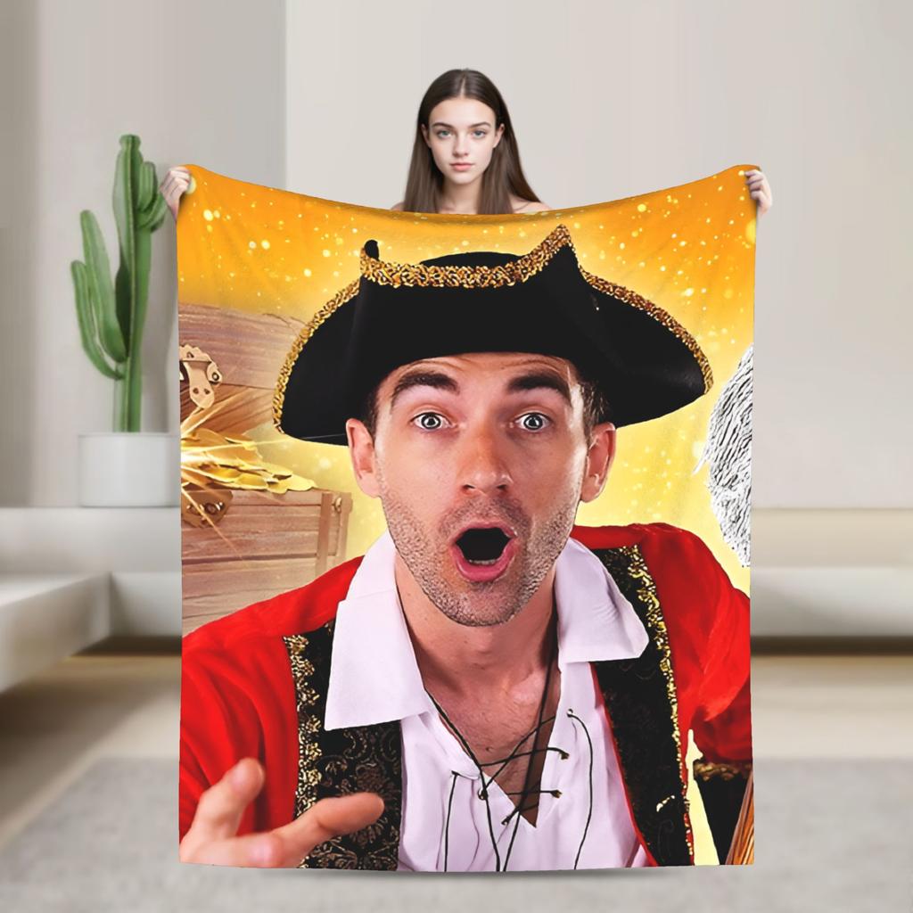 Danny Go Cartoon Flannel Blankets Warm Soft Throw Blanket for Home Decor Travel Office Street Trend Bedspread Sofa Bed Cover